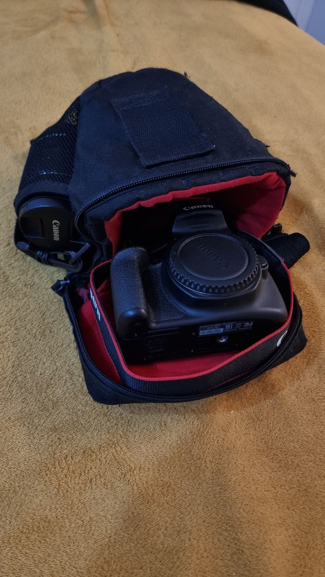 Canon EOS 1200D + Objetivo 18-55mm