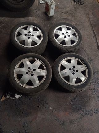 Juego de 4 Llantas 15" Astra Calibra etc...