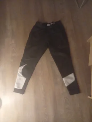 Pantalones Nike Hombre negro y blanco