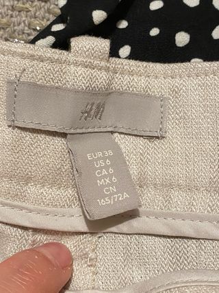 Pantalón chino beige