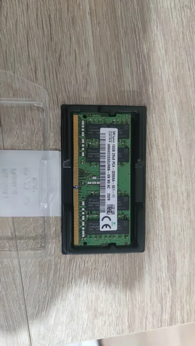 SK hynix 16GB DDR4 PC4-3200AA