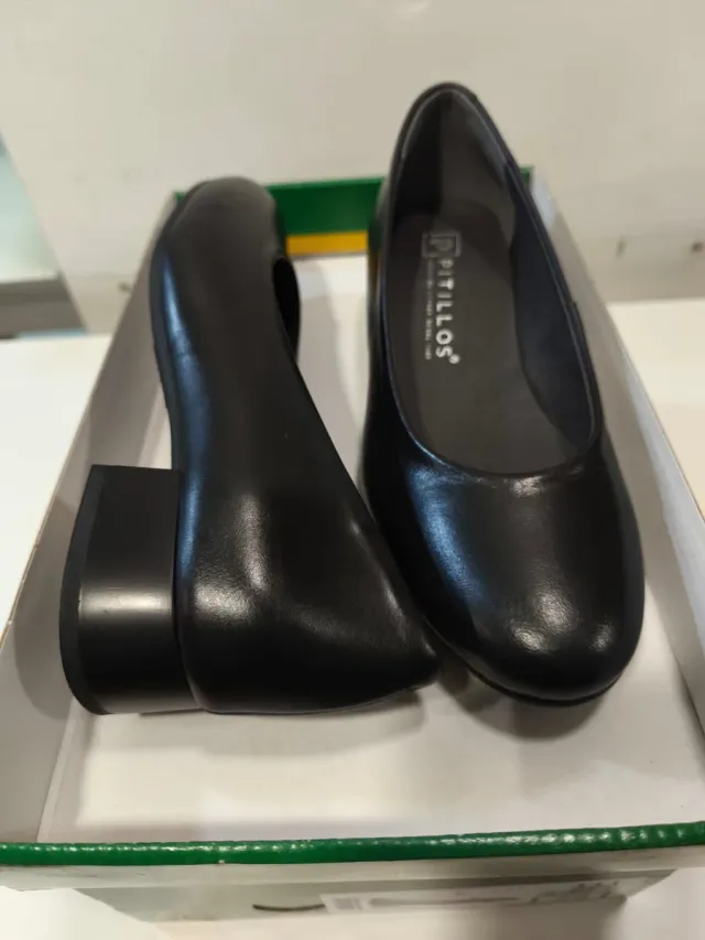 Scarpe da donna Pitillos nere