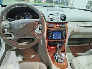 Mercedes-Benz  CLK 2005