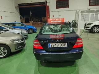 Mercedes-Benz  CLK 2005