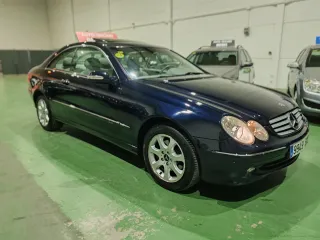 Mercedes-Benz  CLK 2005