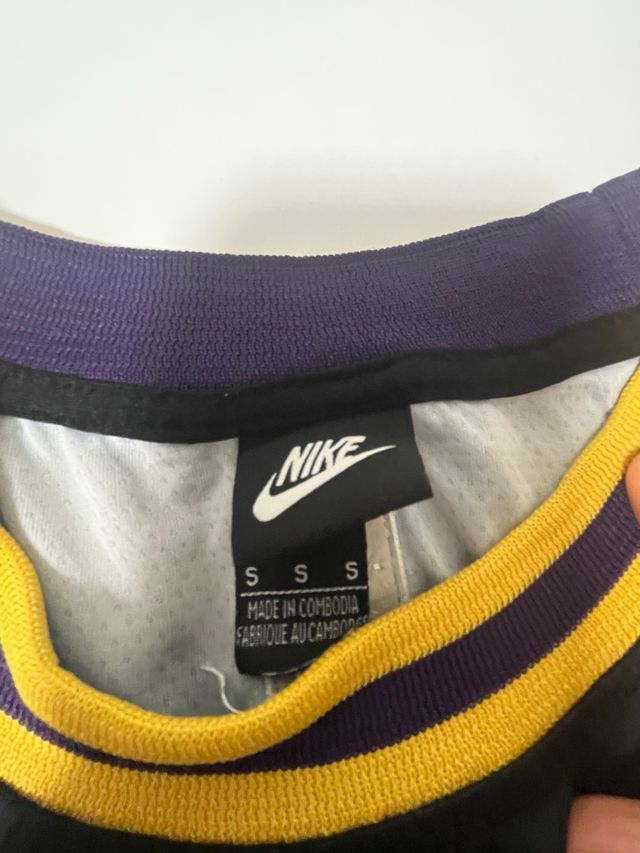 Camiseta Lakers Kobe Bryant Negra/Amarilla 12 años