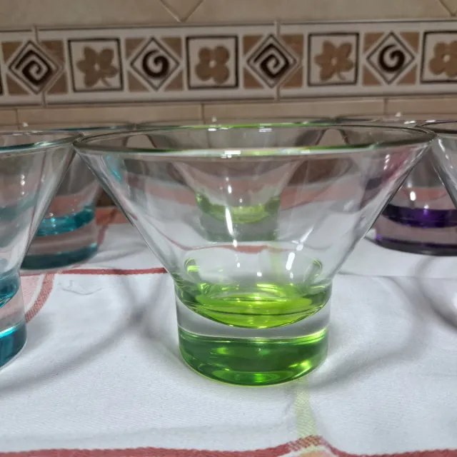 6 cuencos de vidrio de colores