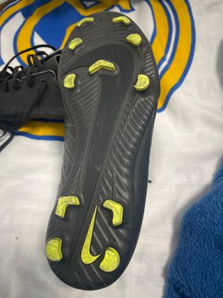Botas de fútbol Nike Mercurial Negras Talla 36.5