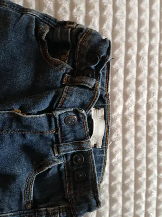 Lote 2 calças de ganga 24 meses