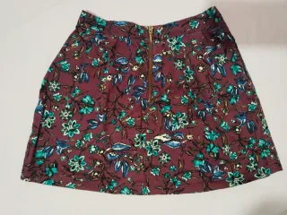 Falda Floral Stradivarius Talla 38