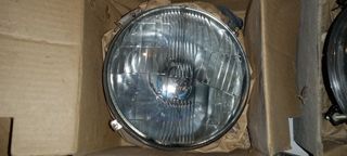 PIEZAS VARIAS DE VEHICULOS CLASICOS (3)