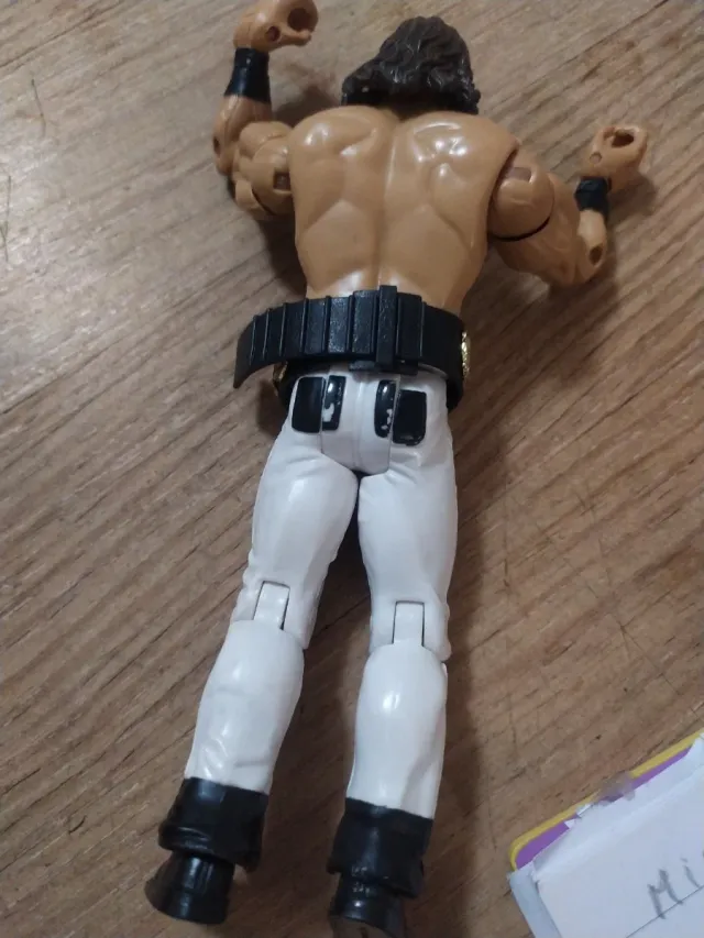 Muñeco de lucha con cinturón John Morrison