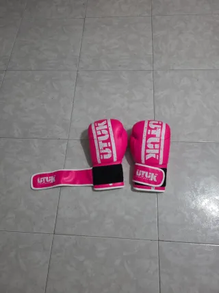 Guantes Muay Thai UTUK Rosa