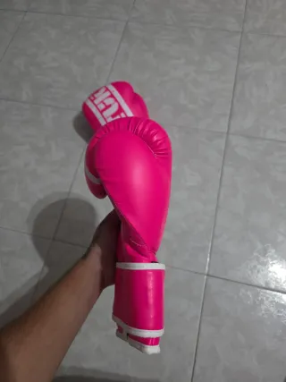 Guantes Muay Thai UTUK Rosa