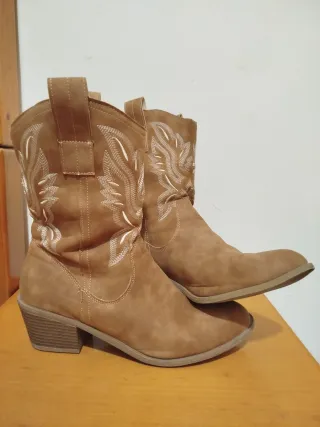Botas estilo vaquero imitación piel talla 40