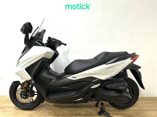 HONDA FORZA 350 (IVA DEDUCIBLE)(NUEVA 0KM-GARANT. 3AÑOS)