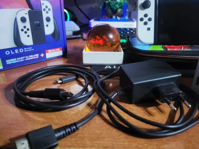 Nintendo Switch OLED + Pro Controller + Juego