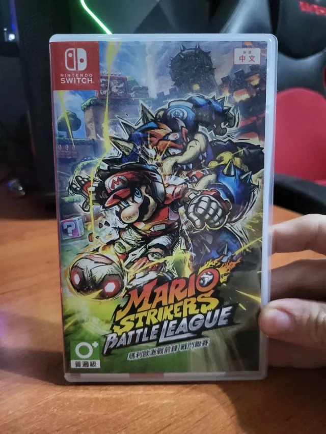 Nintendo Switch OLED + Pro Controller + Juego