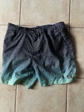 Bañadores talla niño 10 por cada uno