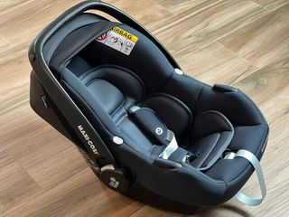 Maxi-Cosi CabrioFix i-Size + base + Extras