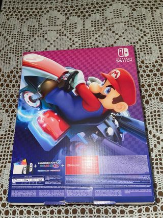 Nintendo Switch OLED con Mario Kart 8 Deluxe