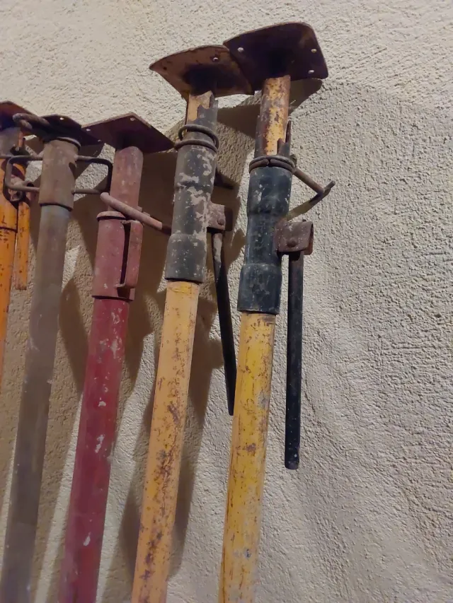 ✅️Puntales de obra metálicos