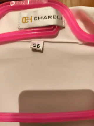 Blusa blanca de mujer