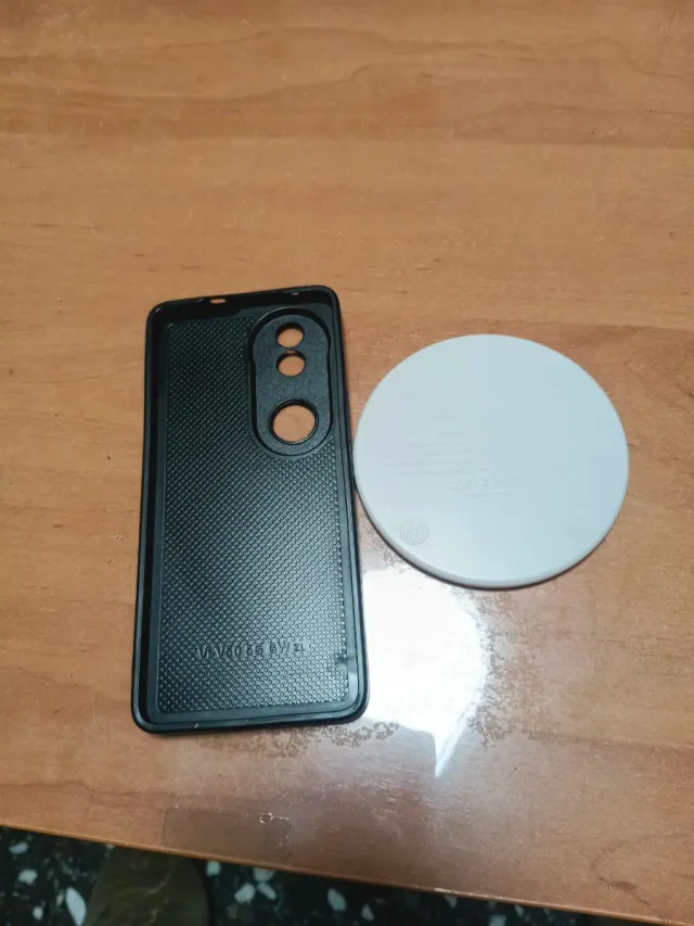 Funda y cargador magnético para móvil