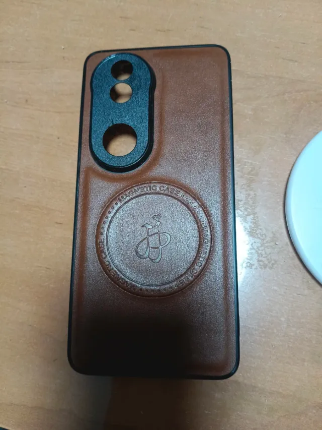 Funda y cargador magnético para móvil