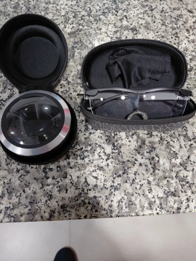 Lupa LED y Lupa Sellos con Estuche