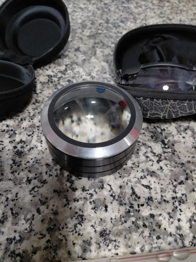 Lupa LED y Lupa Sellos con Estuche