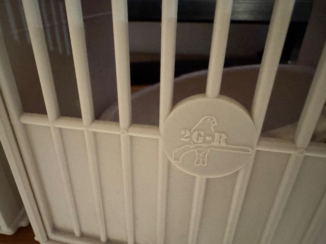 material cría pájaros