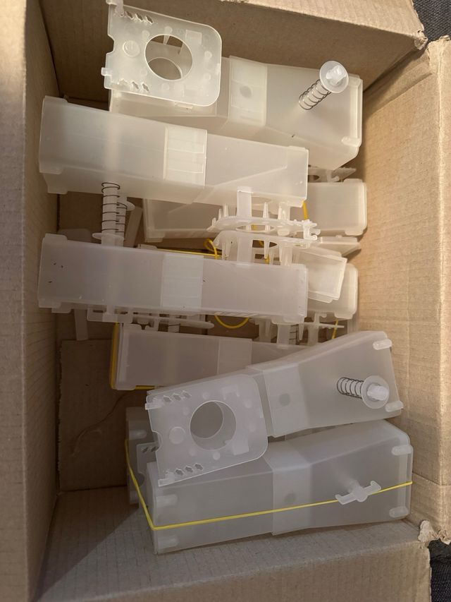 material cría pájaros