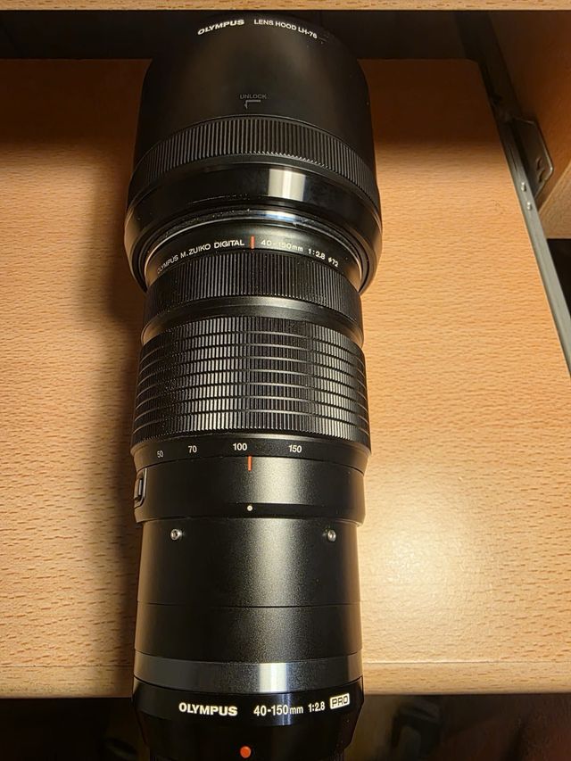 Olympus 40-150mm 1:2.8 PRO