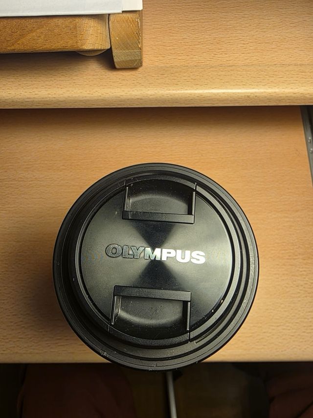 Olympus 40-150mm 1:2.8 PRO