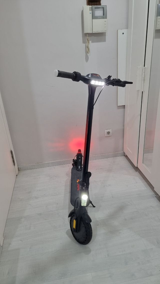 Patinete Eléctrico Redbull Racing 25km