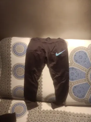 Conjunto Nike Sudadera y Mallas Mujer