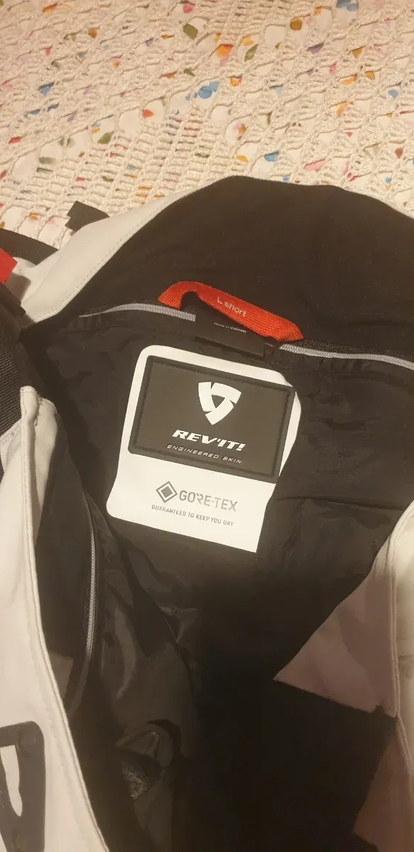 Chaqueta Revit Poseidón 2 GTX Plata + Espaldera