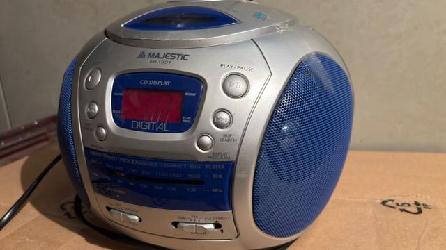Radio CD Majestic AH-1221