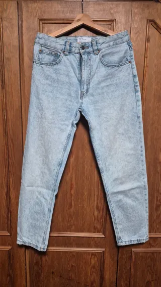 Pantalones vaqueros Bershka rectos talla 38