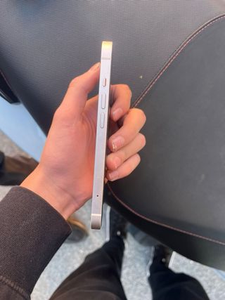 iPhone 13 128GB Blanco - Batería 100%