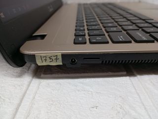Portatil Asus A540B (1757)