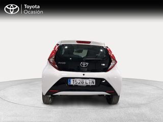 Toyota Aygo 1.0 70 x-play