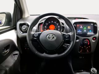 Toyota Aygo 1.0 70 x-play