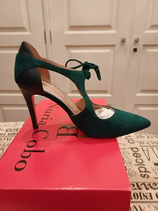 Zapatos Nuria Cobo tacón