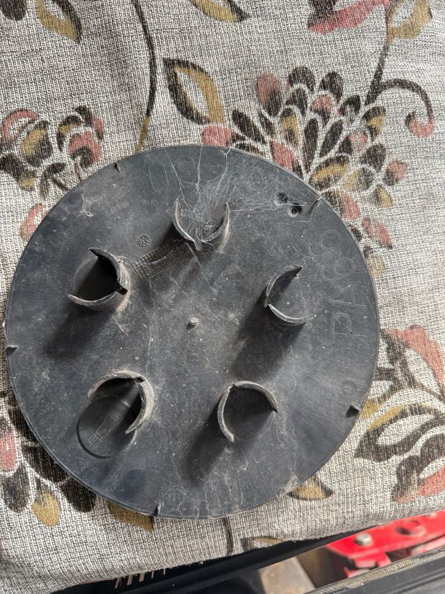 4 Tapacubos VW Transporter T4