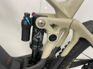 BICI 2 MANO ELECTRICA MONDRAKER CRAFTY CARBON R 2M