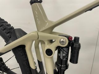 BICI 2 MANO ELECTRICA MONDRAKER CRAFTY CARBON R 2M