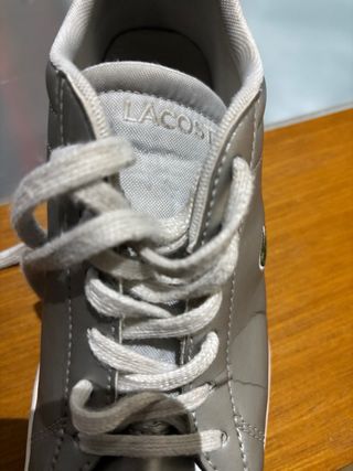 Zapatillas Lacoste plateadas