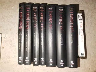 Colección de libros de Tolkien